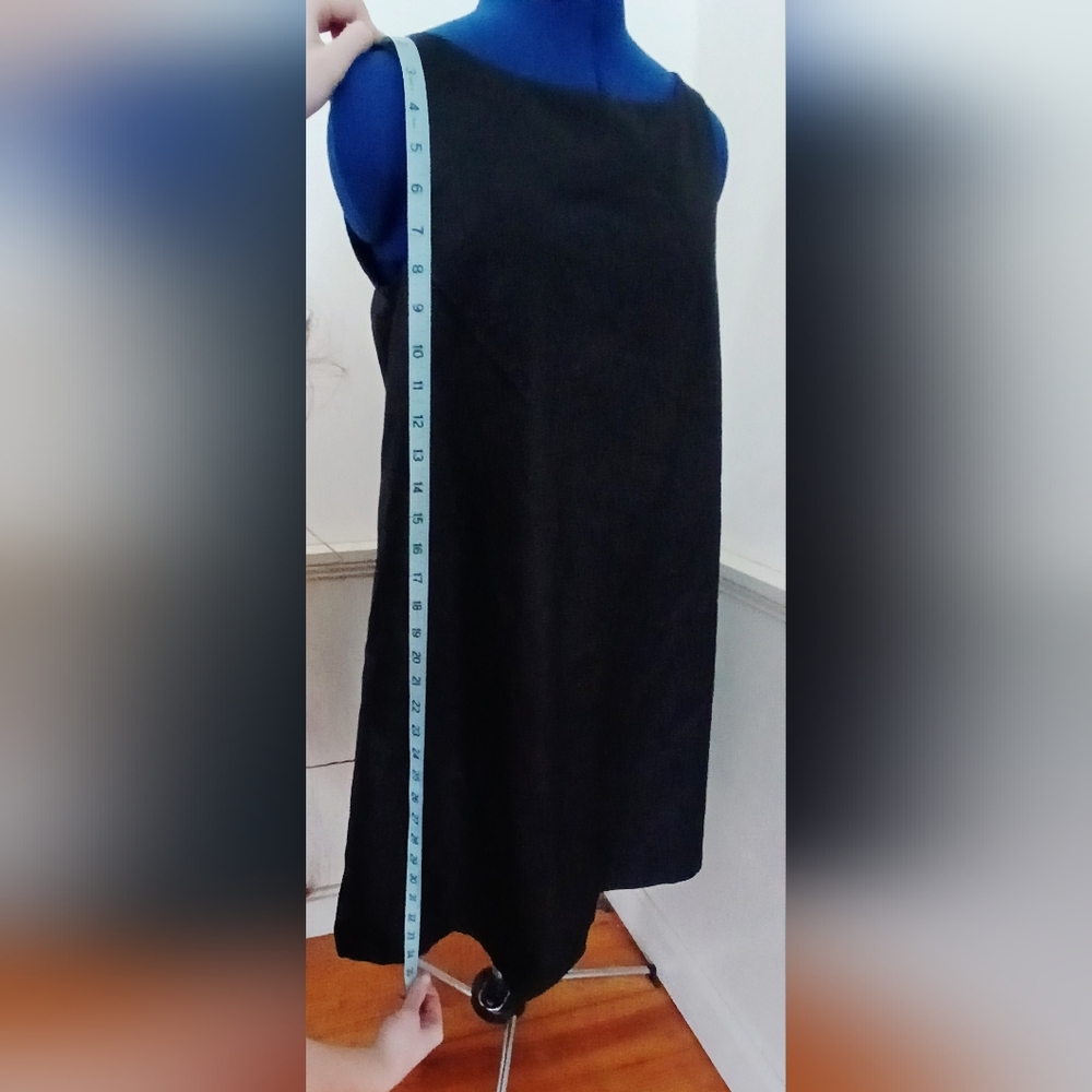 NWT H&M Elegant Black Sleeveless Midi Swing Dress Dress - Picture 5 of 10